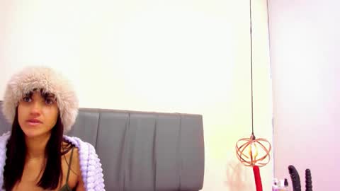 Isabella online show from March 21, 11:04 am