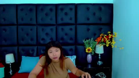 iisalombardi online show from June 19, 2:27 am