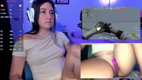IG  iissaabeel -- FOLLOW ME online show from February 19, 8:41 pm