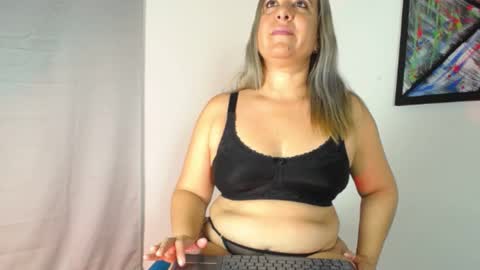  Livana  online show from January 1, 3:14 pm