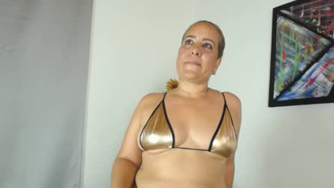  Livana  online show from January 26, 9:18 pm