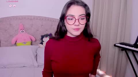 Maria online show from October 4, 4:27 pm