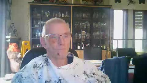 ikwiljeneuken123 online show from February 6, 8:51 am