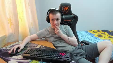 Snapshot of iliaskrislove chatting on October 15, 4:45 am iliaskris online show from October 15, 4:45 am