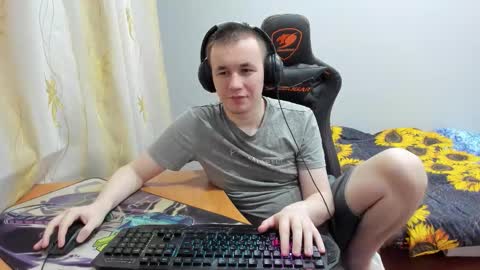 Snapshot of iliaskrislove chatting on October 17, 5:37 pm iliaskris online show from October 17, 5:37 pm