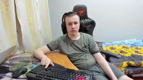 Snapshot of iliaskrislove chatting on October 22, 10:20 pm iliaskris online show from October 22, 10:20 pm