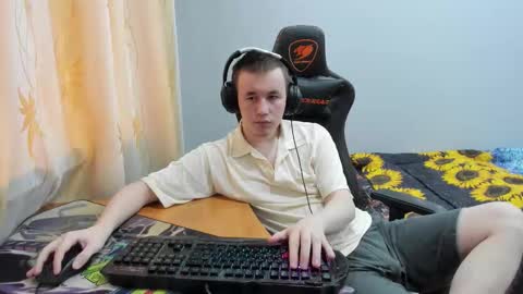 Snapshot of iliaskrislove chatting on November 1, 5:31 am iliaskris online show from November 1, 5:31 am