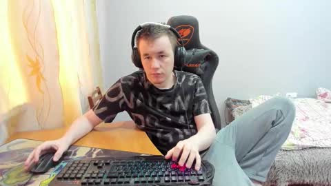 Snapshot of iliaskrislove chatting on November 5, 8:47 am iliaskris online show from November 5, 8:47 am