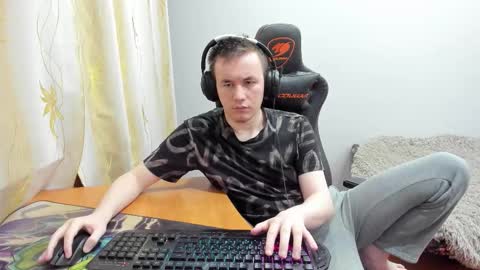 Snapshot of iliaskrislove chatting on November 9, 12:09 am iliaskris online show from November 9, 12:09 am