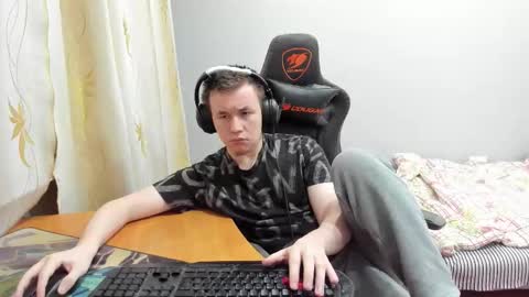 Snapshot of iliaskrislove chatting on November 20, 1:39 am iliaskris online show from November 20, 1:39 am