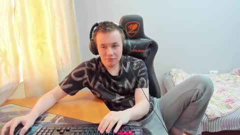 Snapshot of iliaskrislove chatting on November 21, 8:13 am iliaskris online show from November 21, 8:13 am