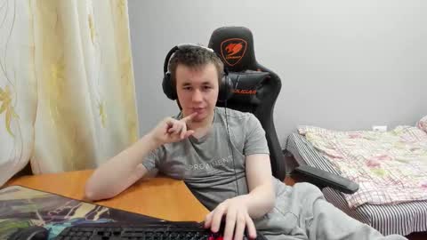 Snapshot of iliaskrislove chatting on November 24, 3:34 pm iliaskris online show from November 24, 3:34 pm