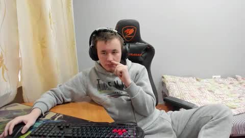 Snapshot of iliaskrislove chatting on December 2, 5:02 am iliaskris online show from December 2, 5:02 am