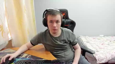 Snapshot of iliaskrislove chatting on December 3, 6:10 am iliaskris online show from December 3, 6:10 am