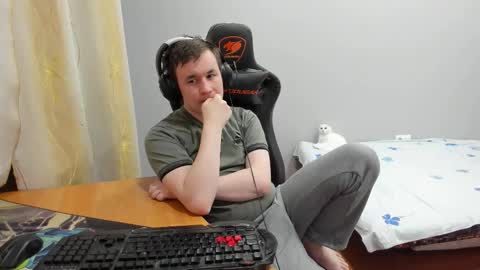 Snapshot of iliaskrislove chatting on January 5, 5:27 pm iliaskris online show from January 5, 5:27 pm