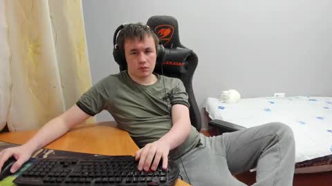 Snapshot of iliaskrislove chatting on January 7, 4:26 am iliaskris online show from January 7, 4:26 am