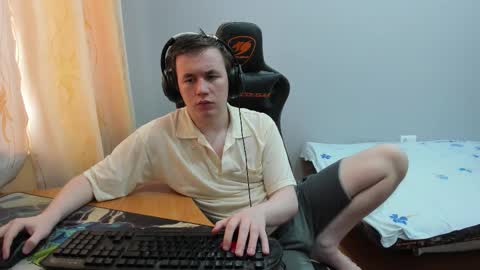 Snapshot of iliaskrislove chatting on January 12, 10:20 am iliaskris online show from January 12, 10:20 am