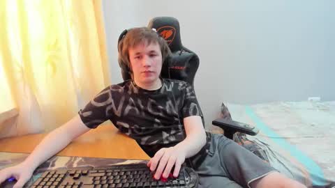 iliaskris online show from March 14, 8:09 am