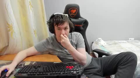 iliaskris online show from March 22, 2:04 am