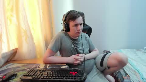 Snapshot of iliaskrislove chatting on June 22, 3:25 am iliaskris online show from June 22, 3:25 am