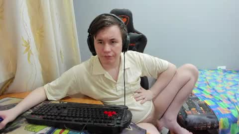 Snapshot of iliaskrislove chatting on July 15, 4:45 pm iliaskris online show from July 15, 4:45 pm