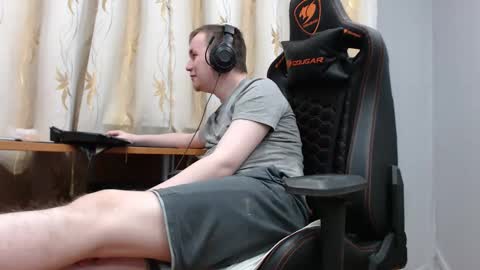 lord online show from October 31, 5:14 pm