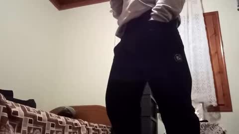 iliaspale online show from February 26, 2:14 pm