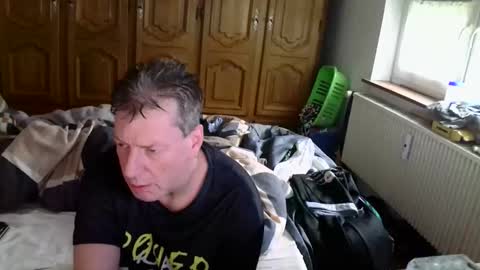 iliebetight online show from February 5, 10:09 am