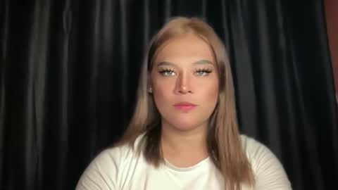 Snapshot of ill_moan_foryouxx chatting on February 16, 1:35 am QUEEN KATH online show from February 16, 1:35 am