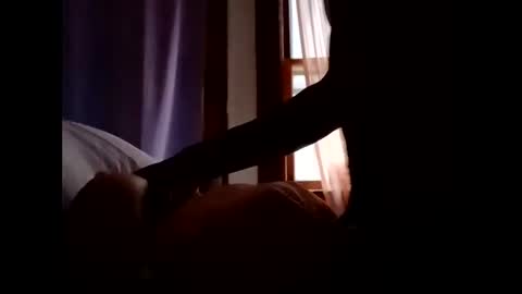 Freakyroofer online show from November 18, 1:26 pm