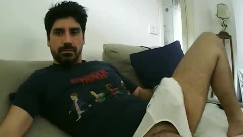 Snapshot of ilmangj90 chatting on April 10, 7:46 am ilmangj90 online show from April 10, 7:46 am