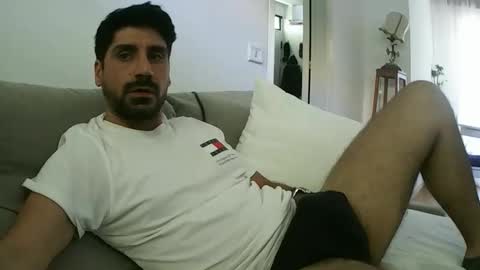 Snapshot of ilmangj90 chatting on April 28, 9:36 am ilmangj90 online show from April 28, 9:36 am