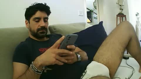 Snapshot of ilmangj90 chatting on May 3, 9:15 am ilmangj90 online show from May 3, 9:15 am