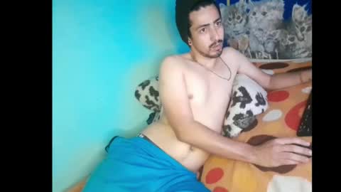 Snapshot of iloveman24 chatting on January 8, 2:14 am AARON online show from January 8, 2:14 am