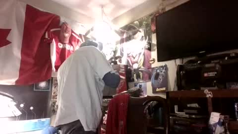 ilovewomensmokers0935 online show from February 6, 3:00 am