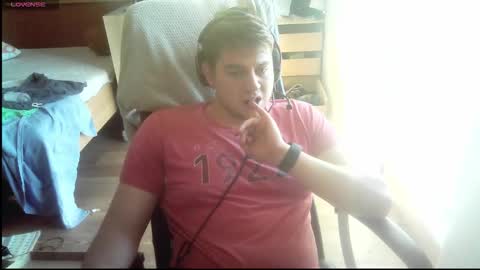 iloveyoutoo2000 online show from October 18, 3:02 pm