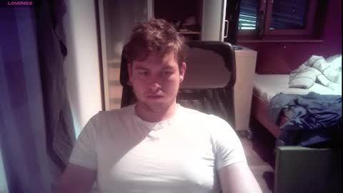 iloveyoutoo2000 online show from November 22, 3:00 pm