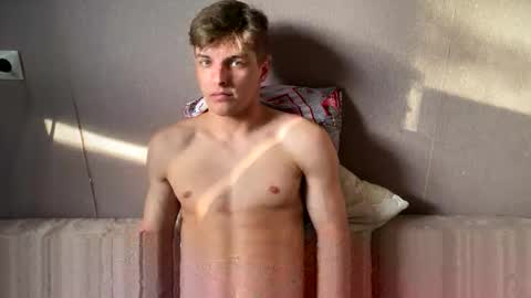 ilyahrr online show from March 28, 1:43 pm