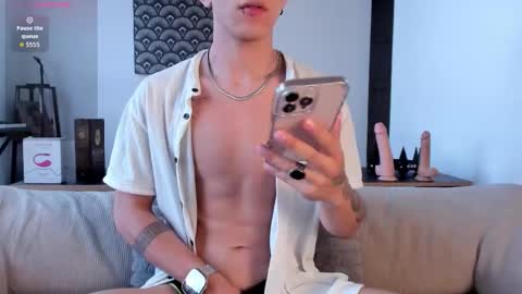 Snapshot of im__thomas chatting on November 13, 10:08 pm IM THOMAS online show from November 13, 10:08 pm