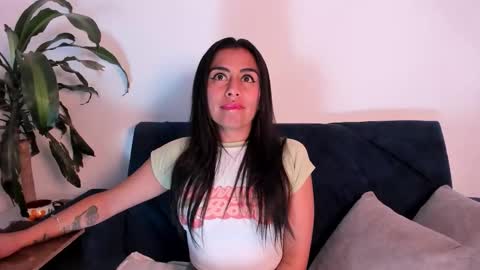 Snapshot of im_amber_ chatting on October 27, 1:26 pm amber online show from October 27, 1:26 pm