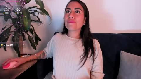 Snapshot of im_amber_ chatting on November 11, 2:17 pm amber online show from November 11, 2:17 pm