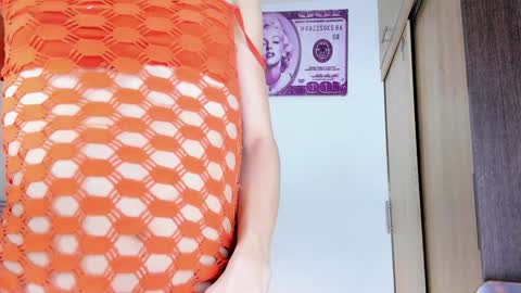 Snapshot of im_brittany_333 chatting on December 3, 5:42 am im_brittany_333 online show from December 3, 5:42 am