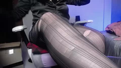 im_bunny__ online show from November 11, 11:54 am