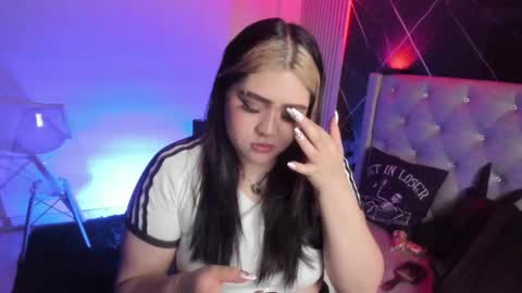 im_bunny__ online show from December 5, 11:30 am