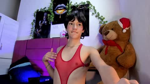 Snapshot of im_crisvega88 chatting on January 3, 11:46 am criss online show from January 3, 11:46 am