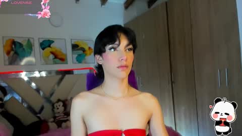 Snapshot of im_crisvega88 chatting on January 8, 11:43 am criss online show from January 8, 11:43 am