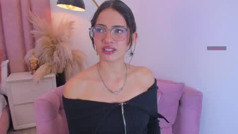 Lilyy  online show from March 24, 1:05 pm