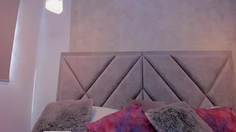 Manu  online show from January 17, 2:11 pm