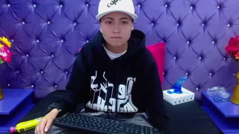 Snapshot of im_mathias chatting on January 11, 2:52 am mathias online show from January 11, 2:52 am