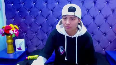 Snapshot of im_mathias chatting on January 12, 2:03 am mathias online show from January 12, 2:03 am